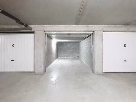 box de garage bien situé à vendre à duinenweg à middelkerke