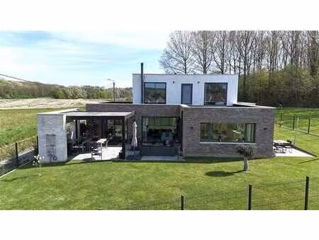 splendide villa contemporaine avec charme!
