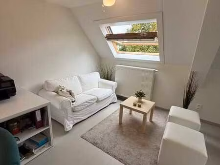 kot spacieux et aérée  moderne en duplex (2 personnes?)