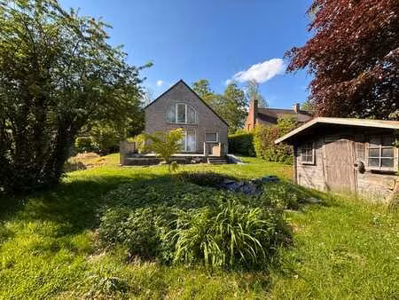 appartement 2 ch. à mont-saint-guibert  beau jardin