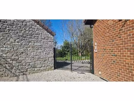 maison 3 chambres à donstiennes (thuin) +/- 280m²