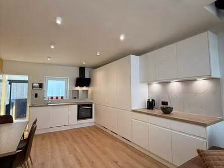 appartement 4 ch à liège  rénové  123m² epc b