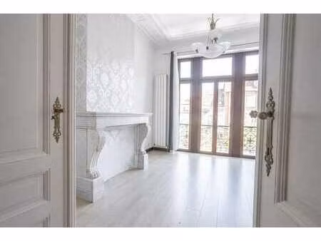 appartement 97m²  1 ch  balcon  très lumineux et spacieux