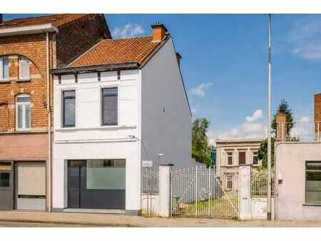 maison avec 3 chambres et une terrasse à sint-amandsberg