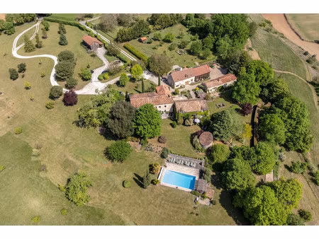 vente château 30 pièces