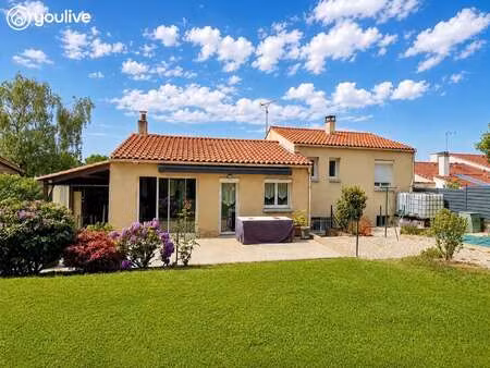 vente maison à dompierre-sur-yon (85170) : à vendre / 91m² dompierre-sur-yon