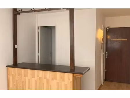 location appartement  m² t-1 à bordeaux  607 €