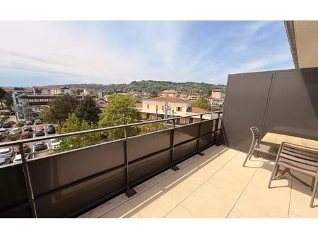 location appartement  m² t-3 à saint-marcellin  895 €