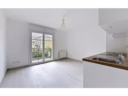 location appartement  20.46 m² t-1 à villecresnes  750 €