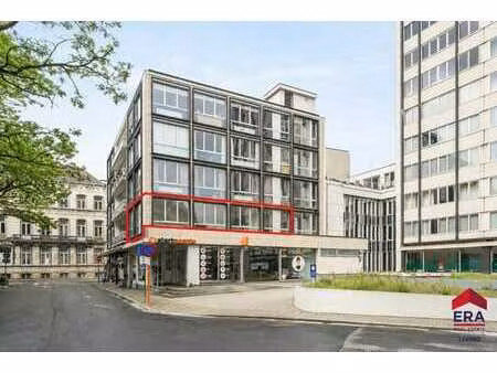 appartement d’angle lumineux avec terrasse au centre d’alost