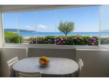 hendaye plage t1 en front de mer avec vue exceptionnelle
