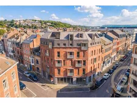 immeuble commercial mixte avec 19 logements