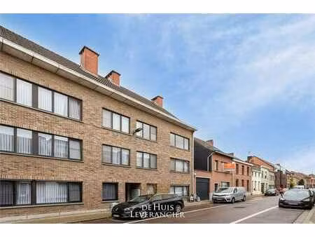ruim verzorgd appartement nabij het centrum van kontich