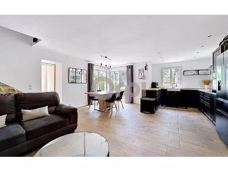 maison bagnols-en-forêt 85.33 m² t-4 à vendre  379 000 €
