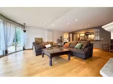 maison crugny 205 m² t-6 à vendre  365 000 €