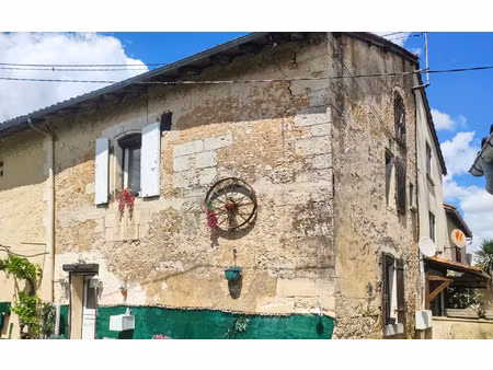 maison saint-léon-sur-l'isle m² t-4 à vendre  92 225 €