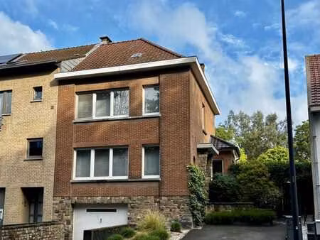 maison prête à emménager dans un emplacement idéal