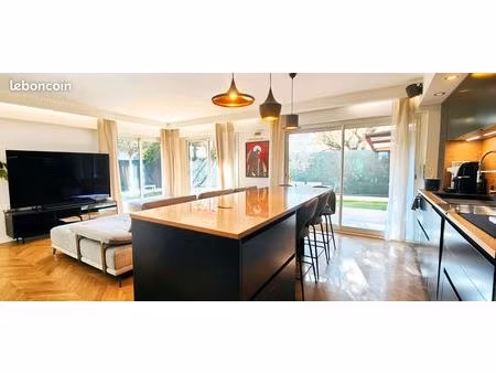 4 pièces rez-de-jardin avec jardin privé de 114 m²