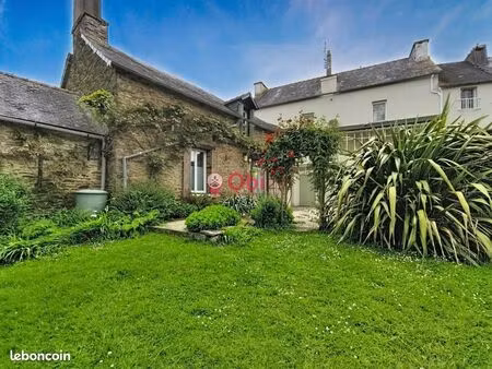 maison 8 pièces 250 m²