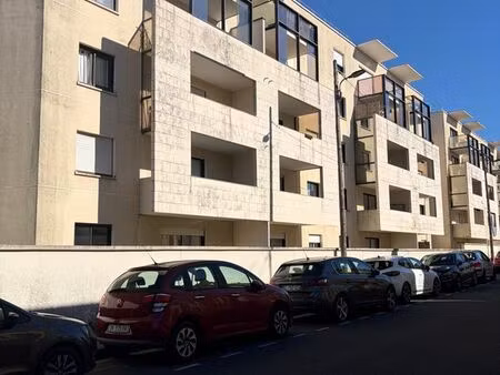 t2 meuble pellegrin 48m2 balcon parking ouest