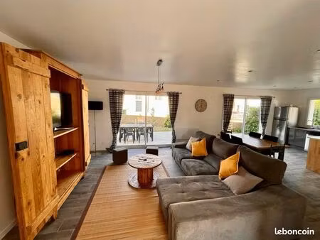 a louer maison f6 (5 chambres) mitoyenne meublée