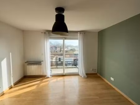 t2 location loroux-bottereau