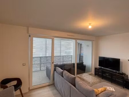 schiltigheim – superbe 3 pièces récent avec grand balcon