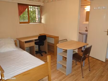 studio meuble  avec parking  yvetot gare (76190)