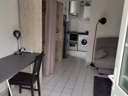 studio 1 pièce 22 m²