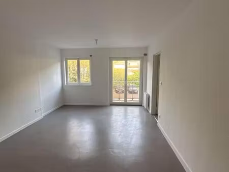 appartement 3 pièces 77 m²