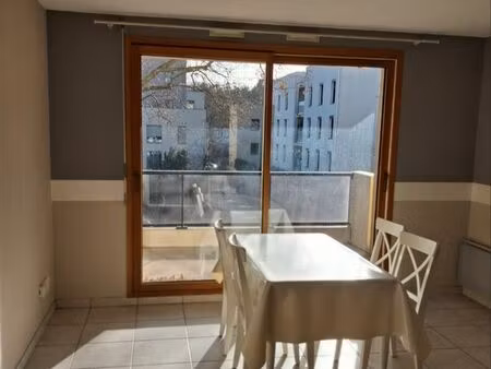 appartement meublé t2 fontaines centre - grand balcon