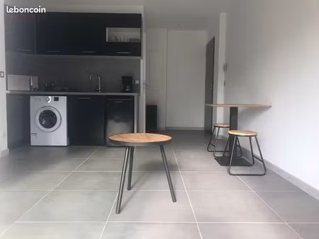 2 pièces meublé 32 m² avec terrasse de 12 m²