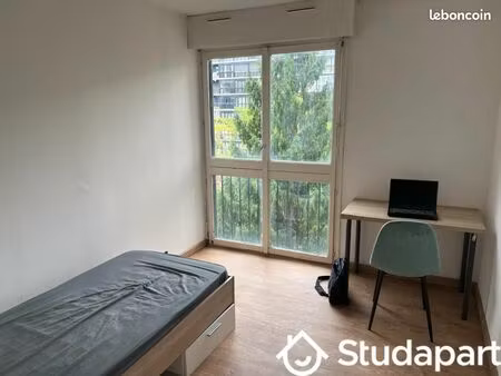 chambre 1 pièce 10 m²