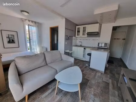 location à l’année studio meublé