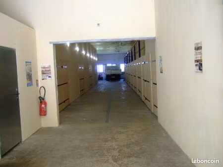 garage/box 12 m² trucy