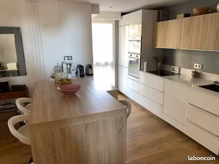 a louer très bel appartement triangle d'or d'annecy 79m2