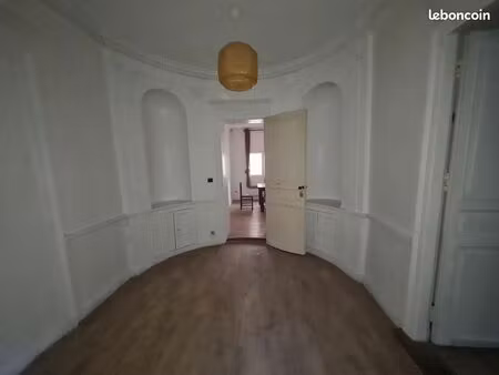 appartement 3 pièces 50 m²
