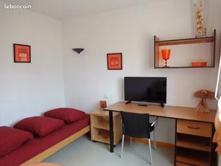 studio 1 pièce 19 m²