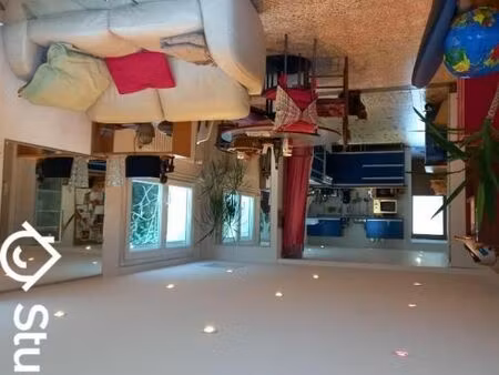 chambre 1 pièce 9 m²