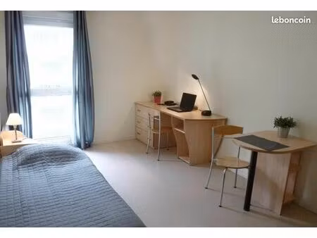 studio 1 pièce 18 m²
