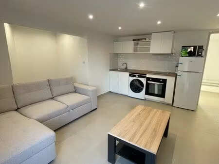 à louer – appartement t2 meublé de 35 m² refait à neuf – 620 + 60 charges