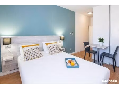 studio 1 pièce 17 m²