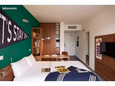 chambre 1 pièce 18 m²