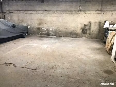 emplacement pour véhicule ou autres