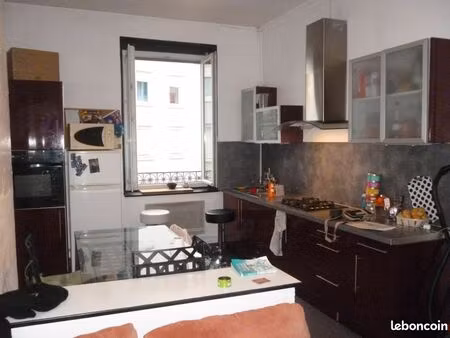 part dieu refait meublé superbe f2 traversant 48m2