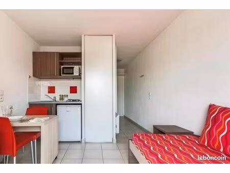 studio 1 pièce 18 m²