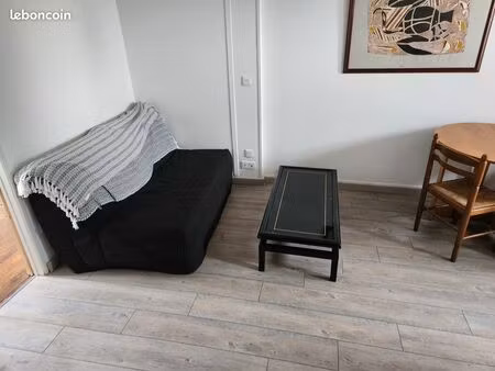 loue f2 meublé