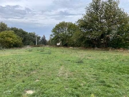 terrain constructible viabilisé à vendre