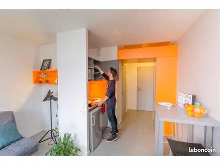 studio 1 pièce 18 m²