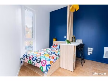 chambre 3 pièces 37 m²
